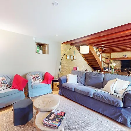 Holiday home 5 Bedroom Amazing In Salignac-eyvigues Salignac Eyvigues