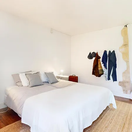 Holiday home 5 Bedroom Amazing In Salignac-eyvigues Salignac Eyvigues