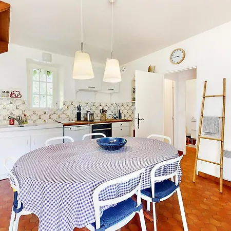 5 Bedroom Amazing In Salignac-eyvigues Holiday home Salignac Eyvigues
