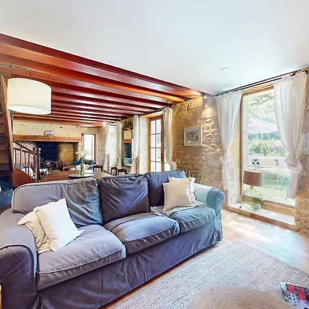Holiday home 5 Bedroom Amazing In Salignac-eyvigues